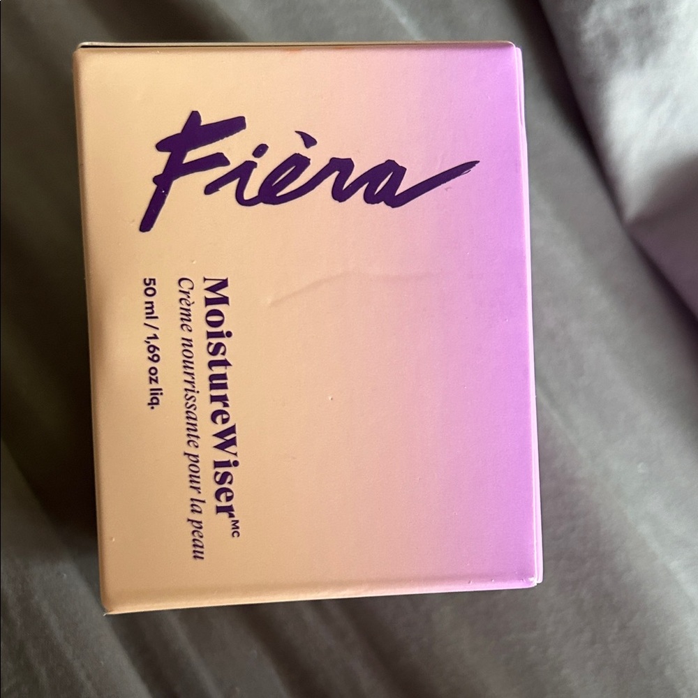 MoistureWiser Hydrating Primer - Pink